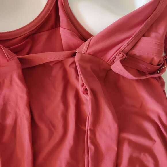 DEFECT Coco Reef Women's Underwire Shirred Bandeau Tankini Top Size 38C $99 C913 - Picture 2 of 5